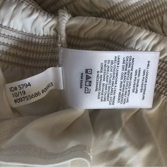 EXPRESS WHITE SMOCKED PUFF SLEEVE TOP, SIZE PETITE SMALL - Picture 6 of 10